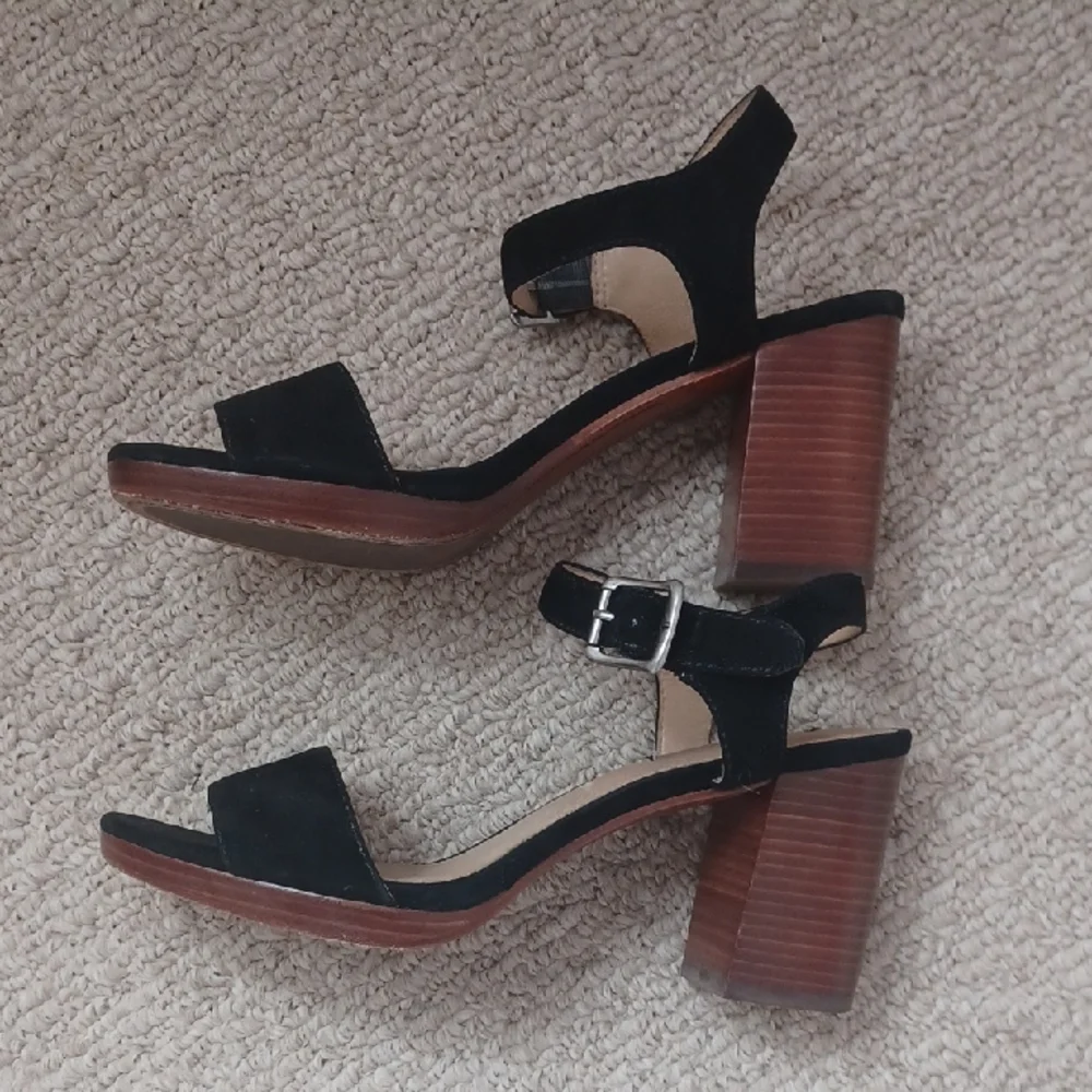 Frye Black Suede Women's Sandals - Picture 2 of 4